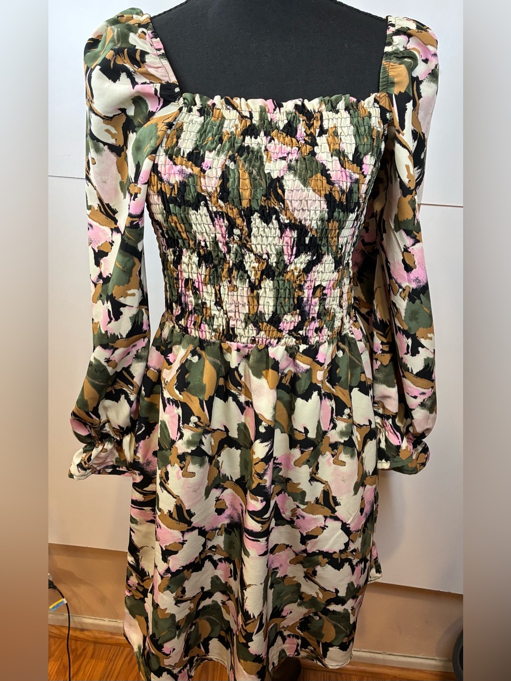 Vero Moda Women’s Floral Smocked Dress Puff Sleeve Cottagecore Size Medium